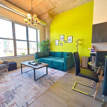 Mccormick Place Modern 2Br Loft In Downtown Chicago Michigan Avenue With Optional Parking Near Soldier Field شيكاغو المظهر الخارجي الصورة