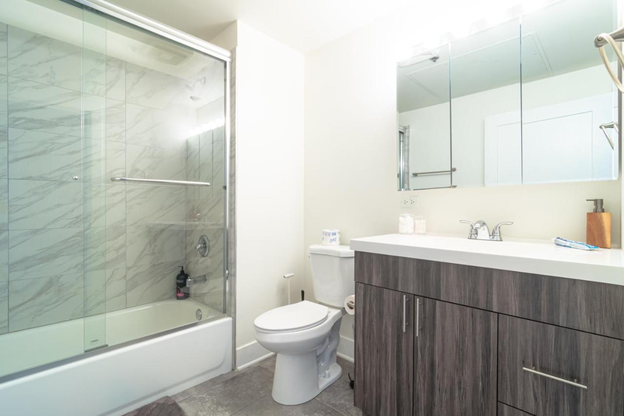 Mccormick Place Modern 2Br Loft In Downtown Chicago Michigan Avenue With Optional Parking Near Soldier Field شيكاغو المظهر الخارجي الصورة