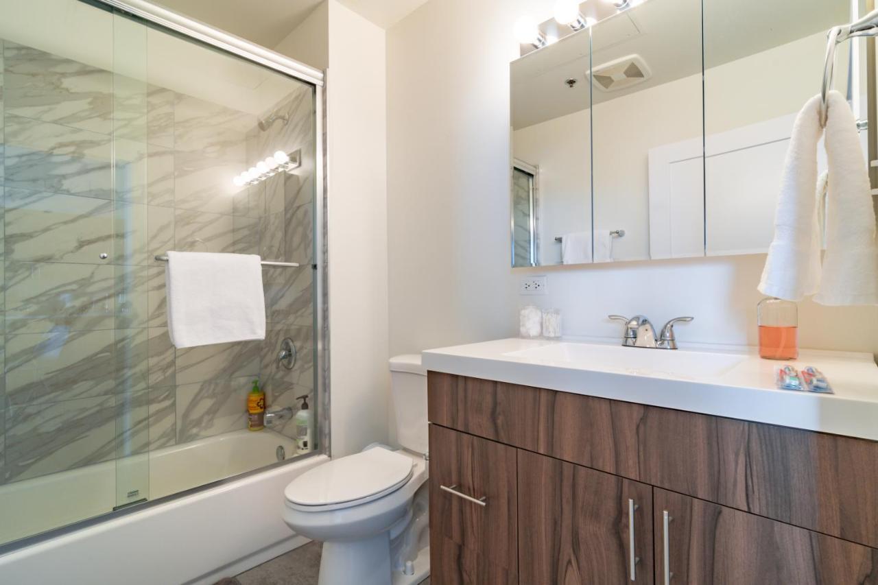 Mccormick Place Modern 2Br Loft In Downtown Chicago Michigan Avenue With Optional Parking Near Soldier Field شيكاغو المظهر الخارجي الصورة